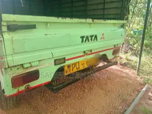 Tata Dimo Batta 2012 Lorry (Used)