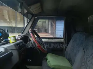 Mahindra Mahindra 2006 Lorry (Used)
