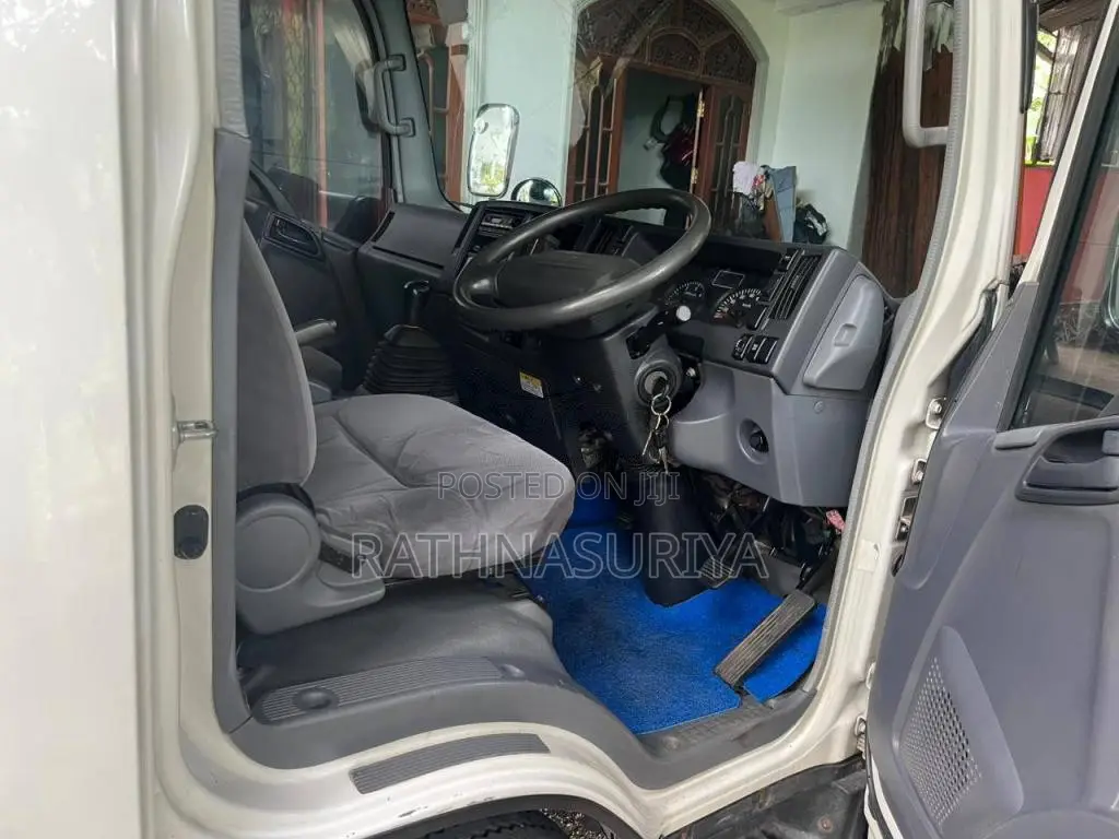 Isuzu Isuzu 2013 Lorry (Used)