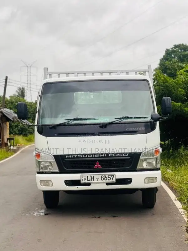 Mitsubishi Canter 2009 Lorry (Used)