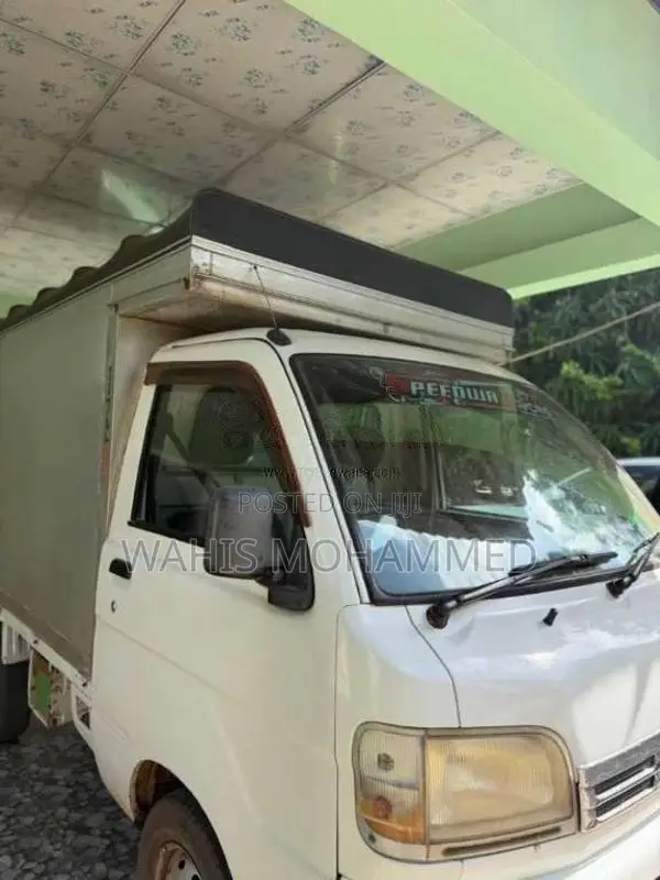 Daihatsu Hijet 2003 Lorry (Used)