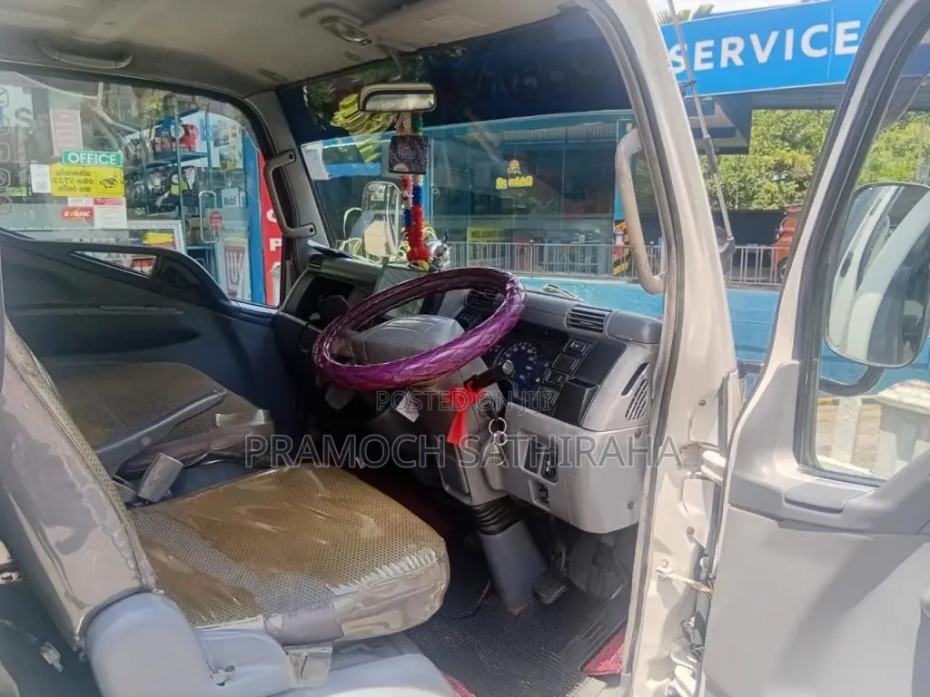 Mitsubishi Canter 2003 Lorry (Used)