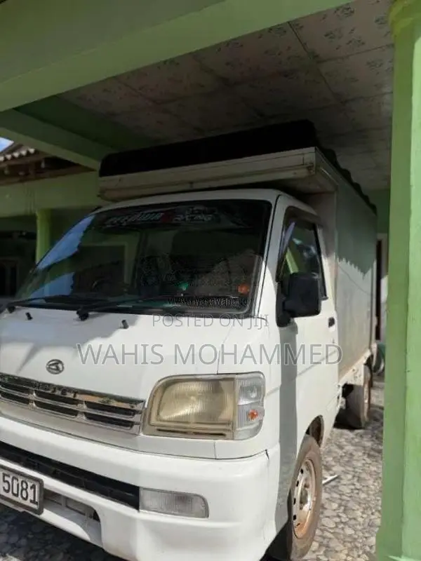 Daihatsu Hijet 2003 Lorry (Used)
