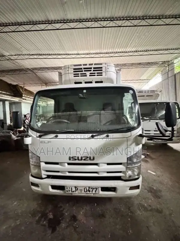 Isuzu ELF 2014 Lorry (Used)