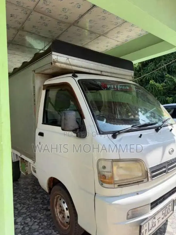 Daihatsu Hijet 2003 Lorry (Used)