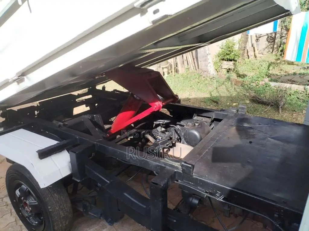 Suzuki Suzuki 1999 Lorry (Used)