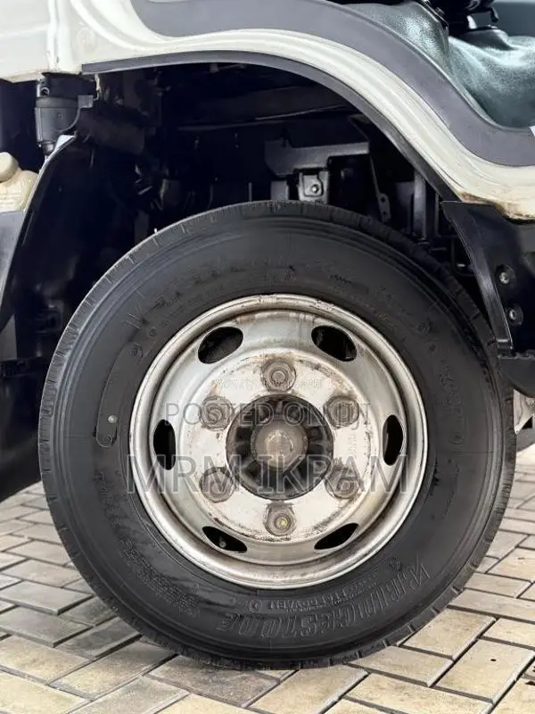 Isuzu ELF 350 2016 Lorry Unregistered (Recondition)