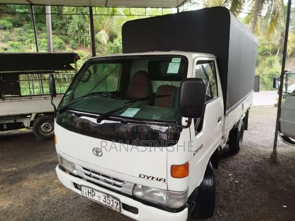Toyota Dyna 1994 Lorry (Used)