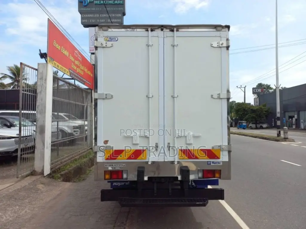 Isuzu ELF ISSARA PASSA DUNU 2019 Lorry Unregistered (Recondition)