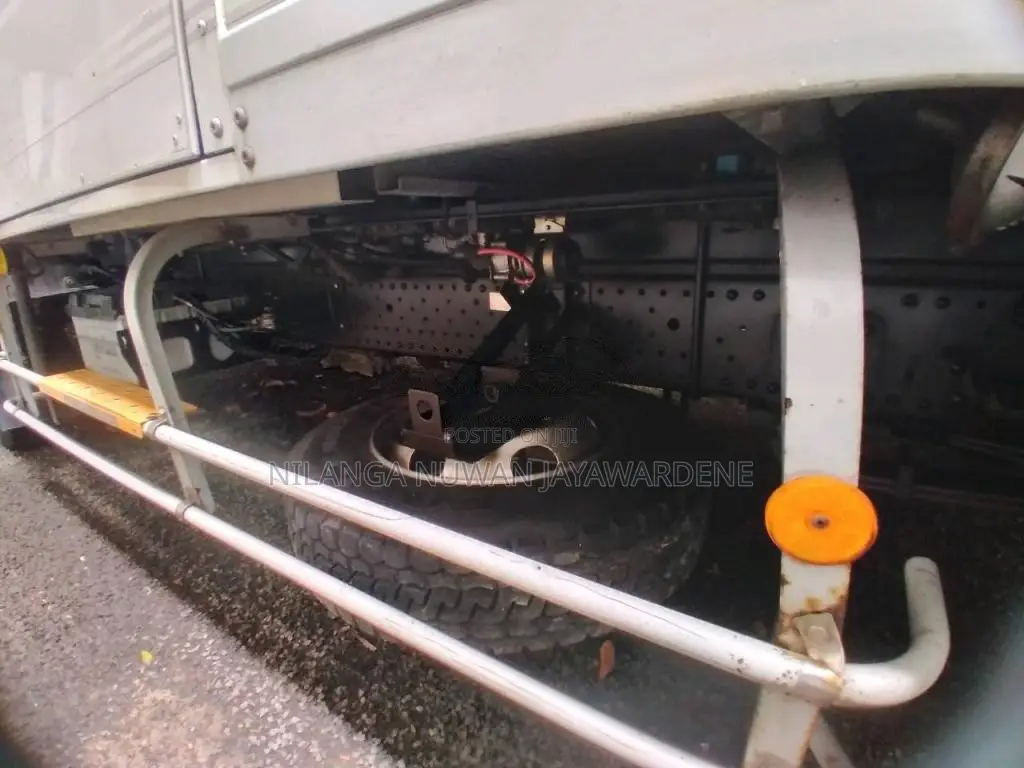 Isuzu Freezer 2016 Lorry (Used)