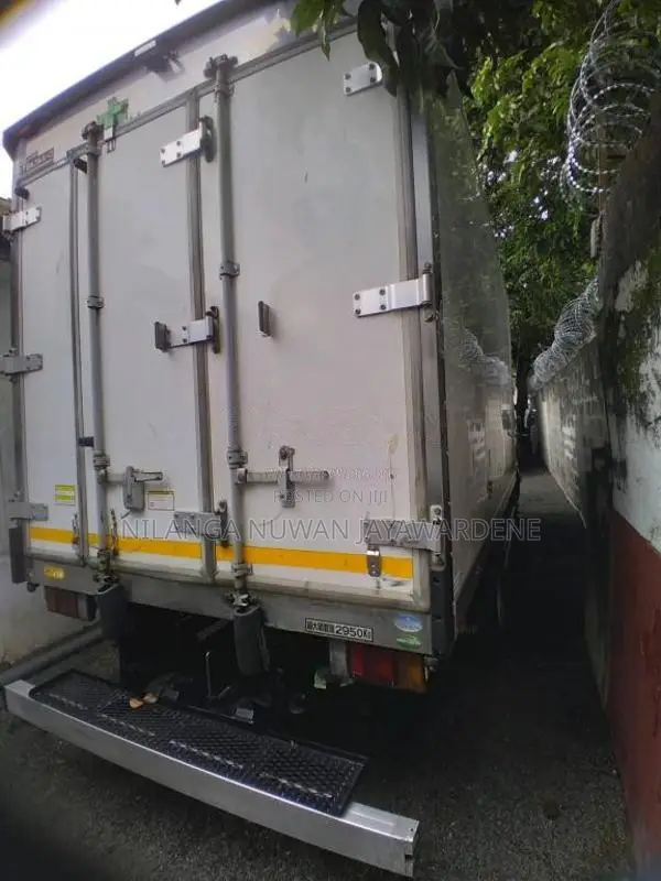 Isuzu Freezer 2016 Lorry (Used)