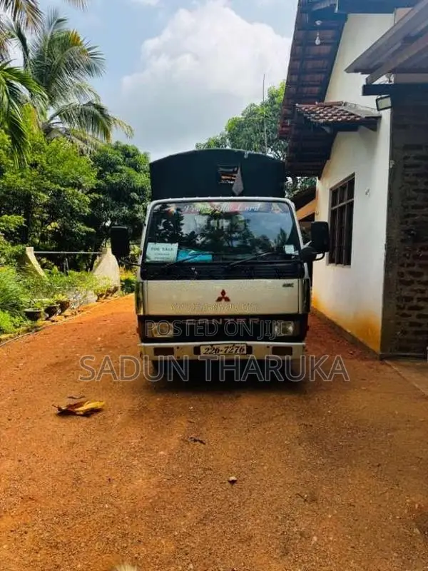 Mitsubishi Canter 1993 Lorry (Used)