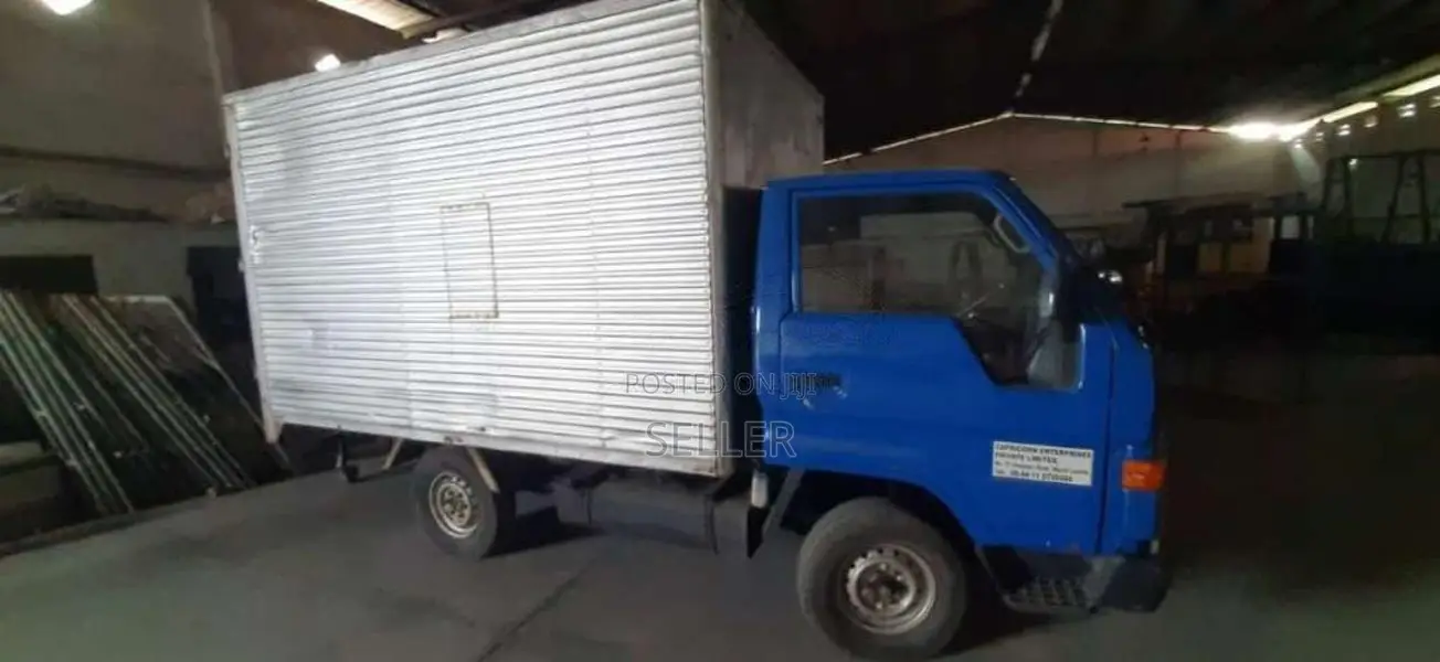 Toyota Dyna 1995 Lorry (Used)