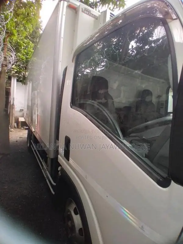 Isuzu Freezer 2016 Lorry (Used)