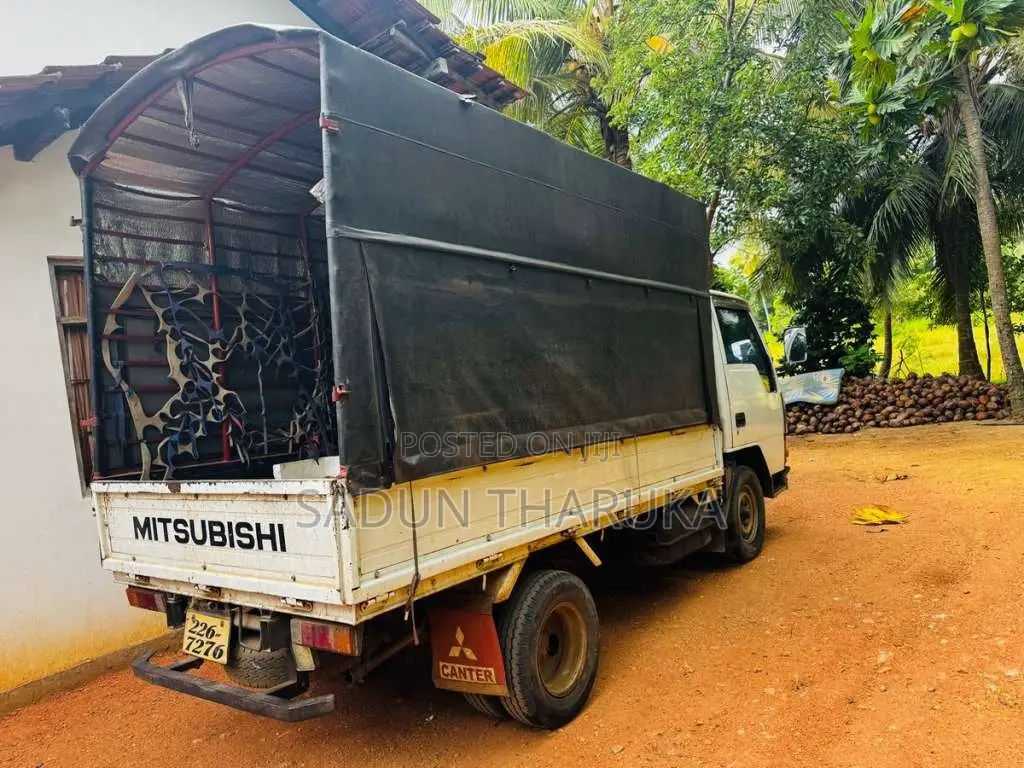 Mitsubishi Canter 1993 Lorry (Used)