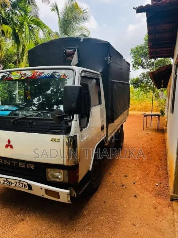 Mitsubishi Canter 1993 Lorry (Used)