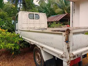Nissan Atlas 1999 Lorry (Used)