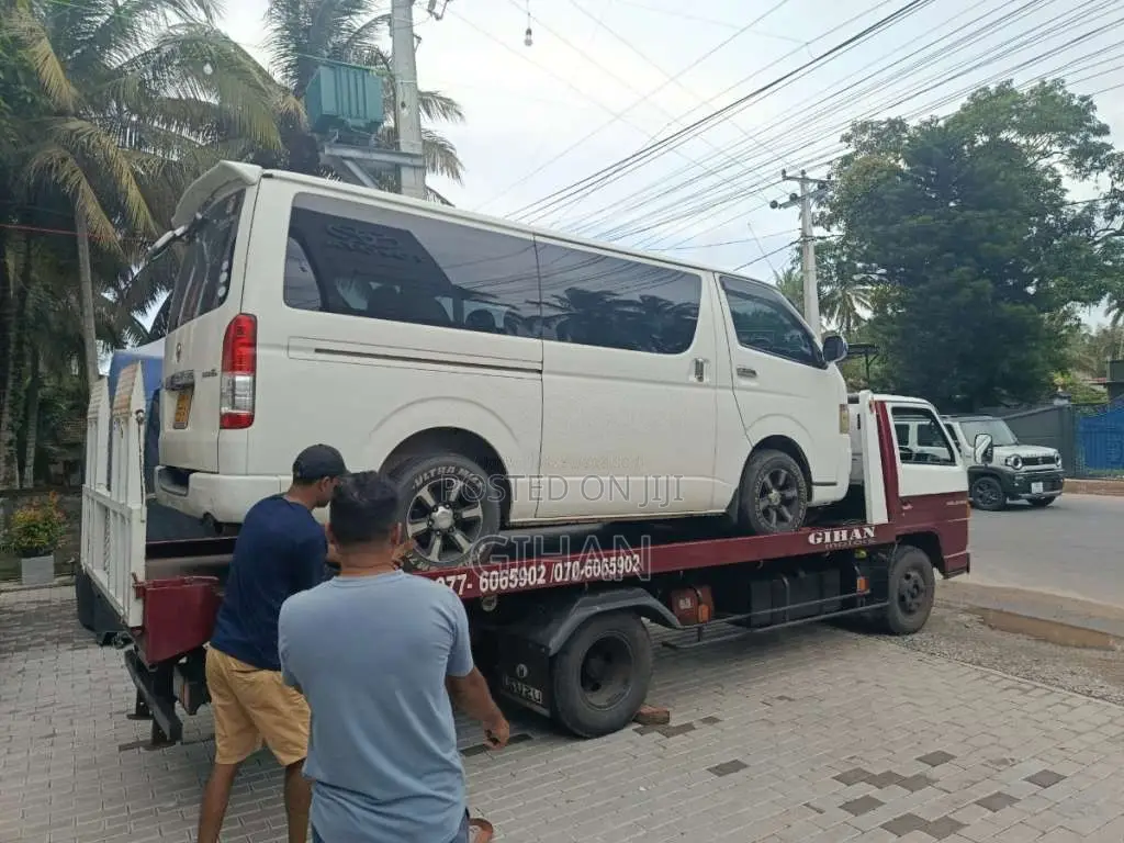 Isuzu Carrier 1993 Lorry (Used)