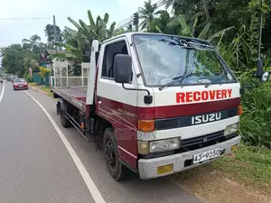 Isuzu Carrier 1993 Lorry (Used)