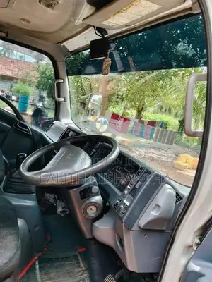Isuzu 4JJ1 2014 Lorry (Used)