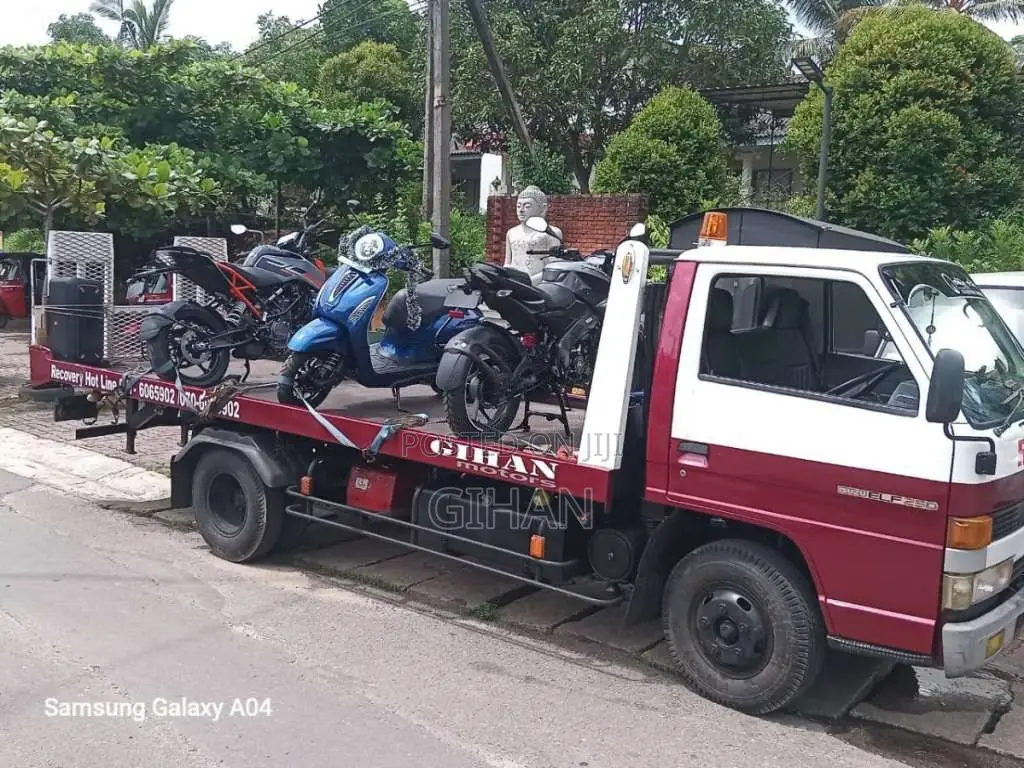 Isuzu Carrier 1993 Lorry (Used)