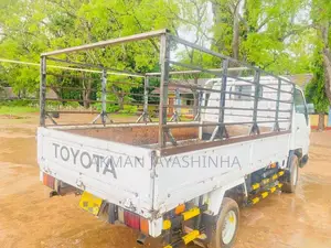 Toyota Dyna 1999 Lorry (Used)