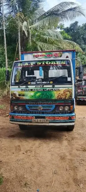Ashok-Leyland Ecomet 912 2005 Lorry (Used)