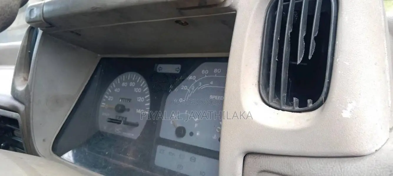 Yuejin 10.5 2007 Lorry (Used)