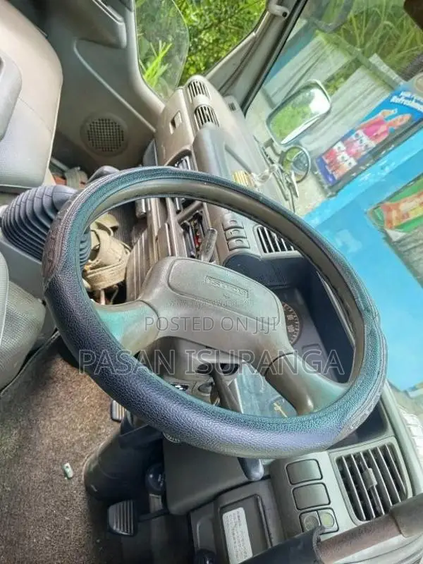 Isuzu Tipper 1996 Lorry (Used)