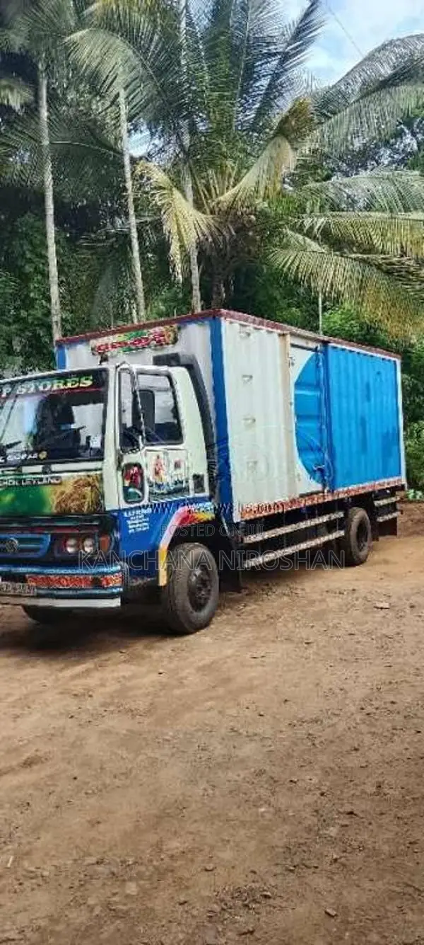 Ashok-Leyland Ecomet 912 2005 Lorry (Used)