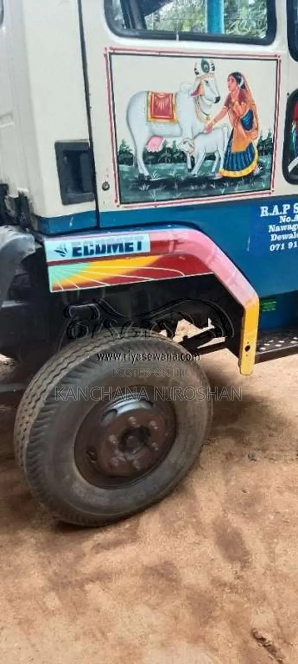Ashok-Leyland Ecomet 912 2005 Lorry (Used)
