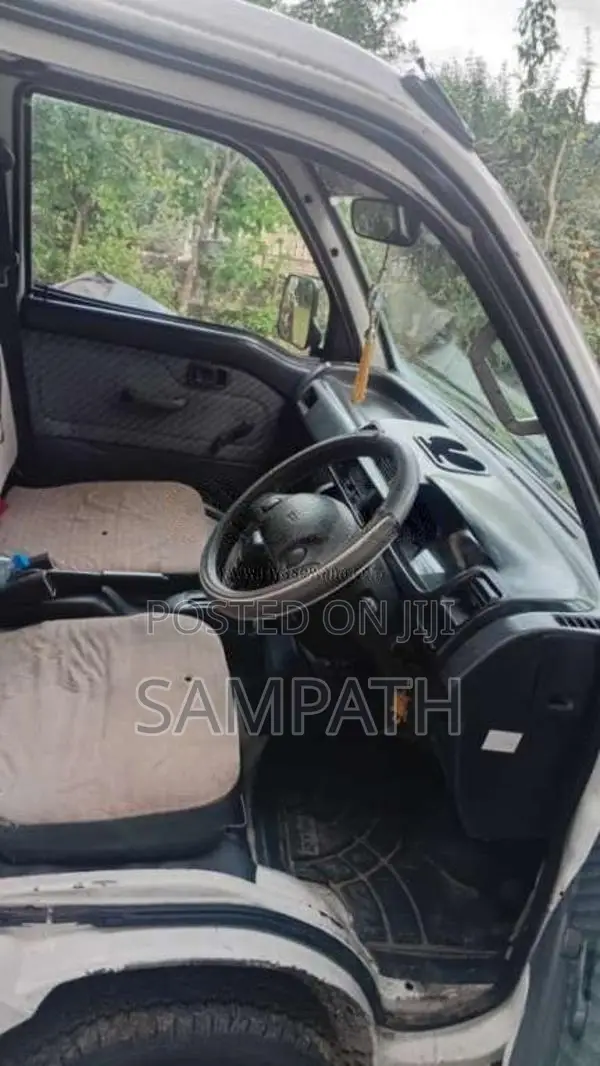 Daihatsu Hijet 2002 Lorry (Used)