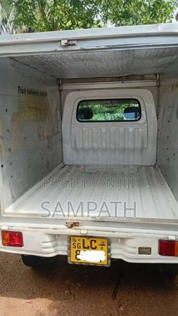Daihatsu Hijet 2002 Lorry (Used)