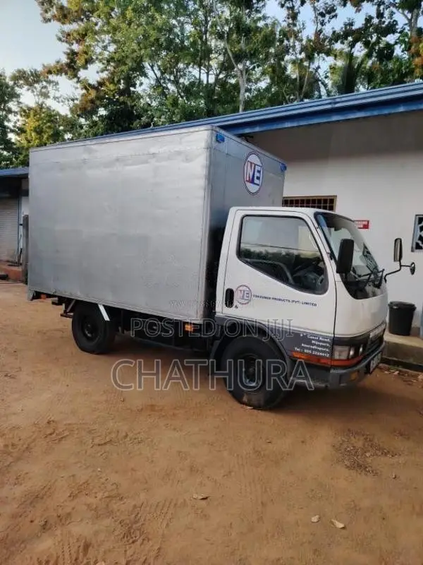 Mitsubishi Canter 10.5F 2008 Lorry (Used)