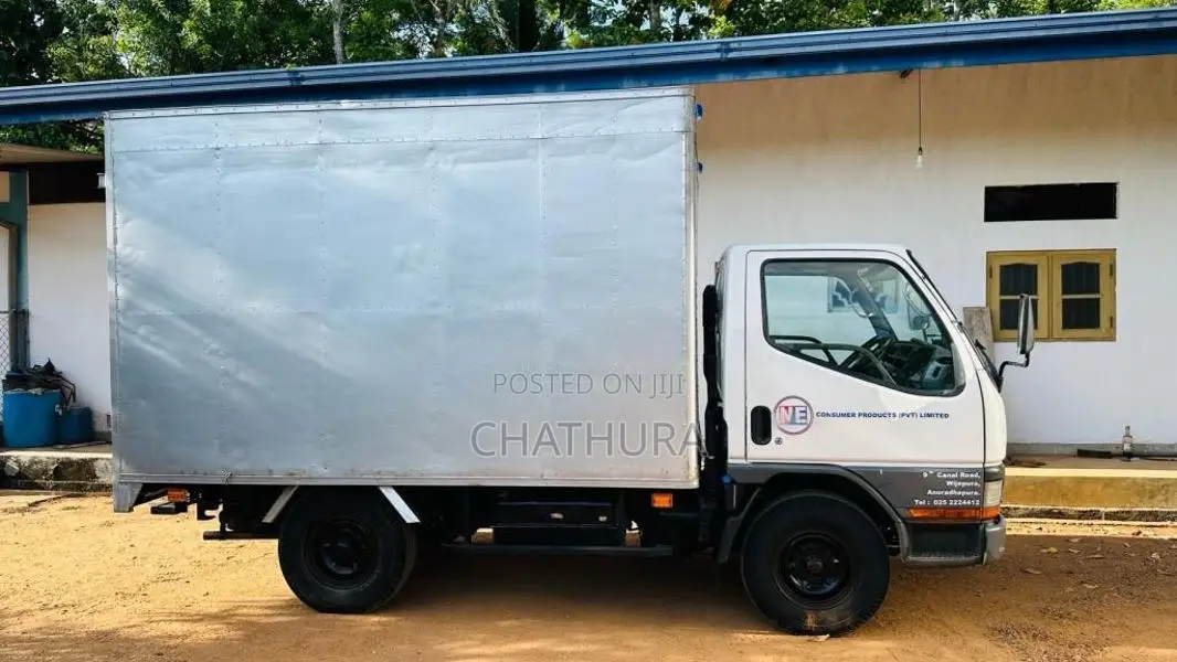 Mitsubishi Canter 10.5F 2008 Lorry (Used)