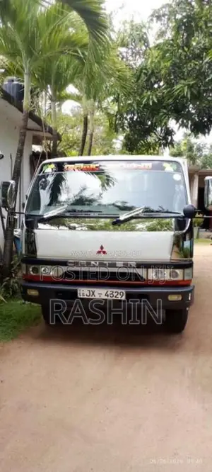 Mitsubishi Canter 2000 Lorry (Used)