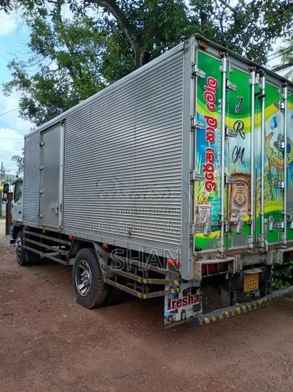 Mahindra FURIO 2020 Lorry (Used)