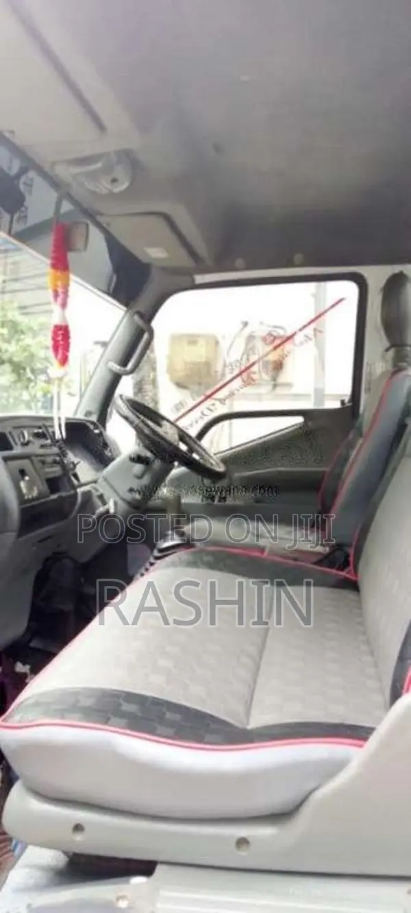 Mitsubishi Canter 2000 Lorry (Used)