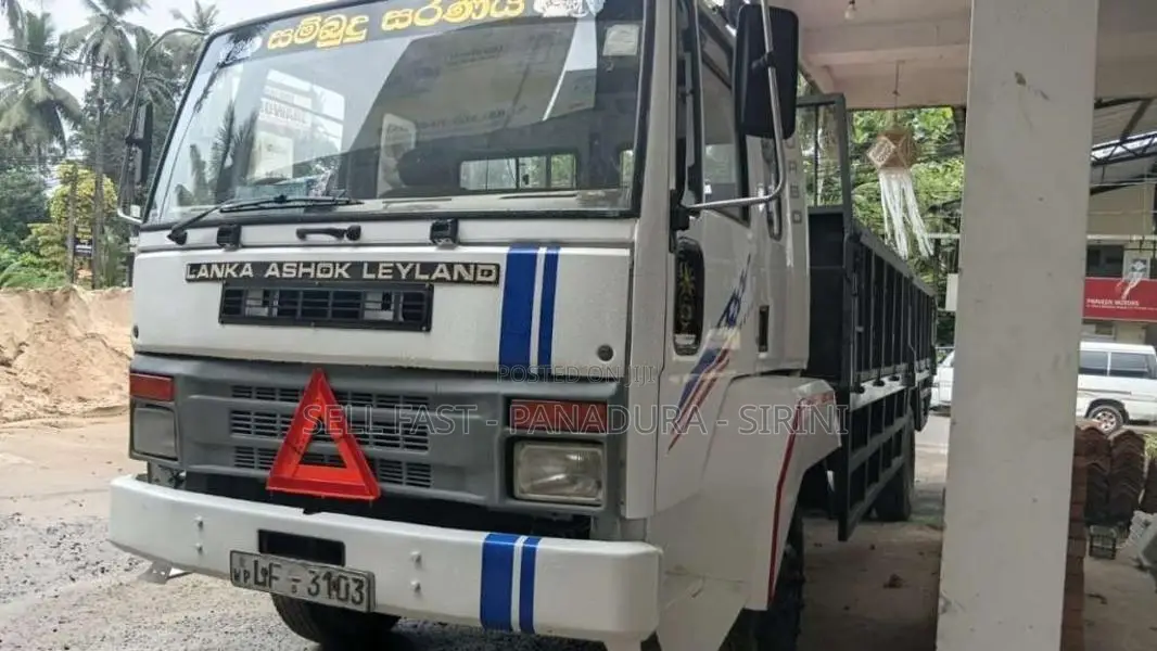 Ashok-Leyland Cargo 2007 Lorry (Used)