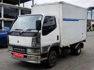 Mitsubishi CANTER 2002 Lorry (Used)