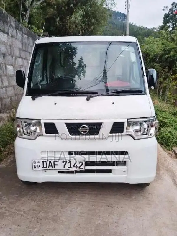 Mitsubishi Clipper 2012 Lorry (Used)