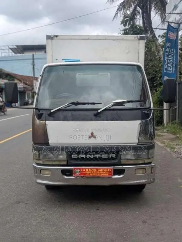 Mitsubishi CANTER 2002 Lorry (Used)