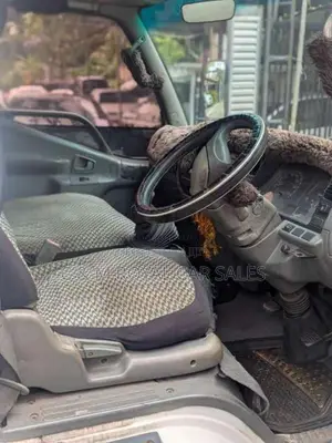 Mitsubishi CANTER 2002 Lorry (Used)