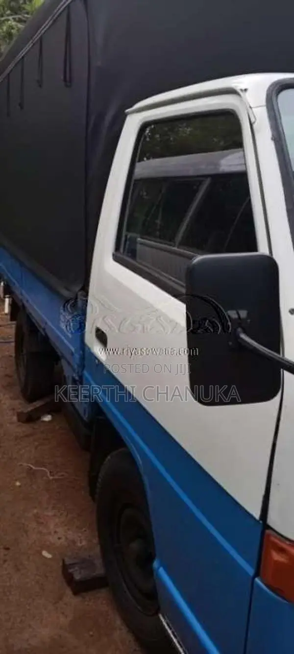 Isuzu ELF 1978 Lorry (Used)