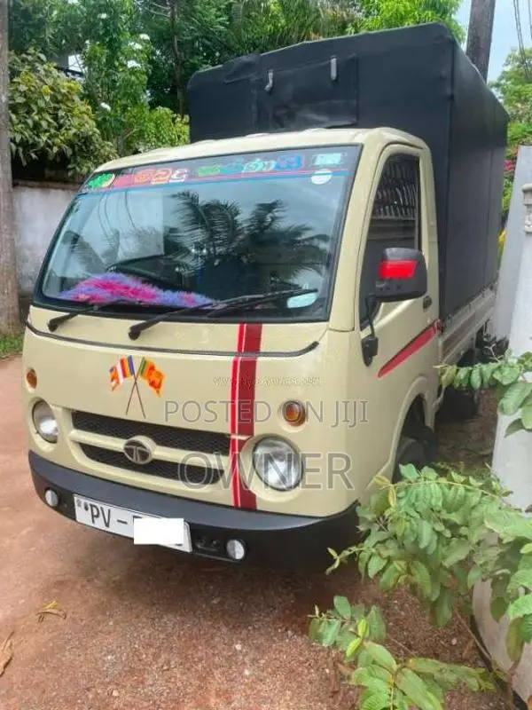 Tata Dimo Batta 2013 Lorry (Used)
