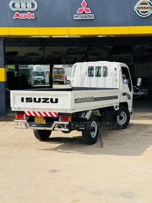 Isuzu NKR SINGLE WHEEL 2007 Lorry (Used)