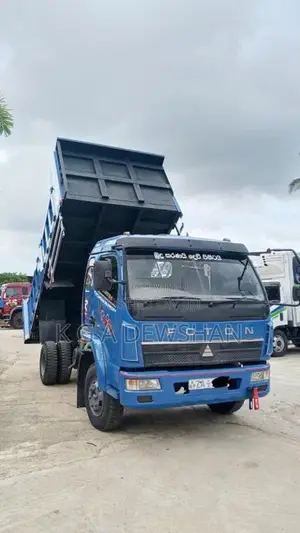 Foton Tipper 2011 Lorry (Used)