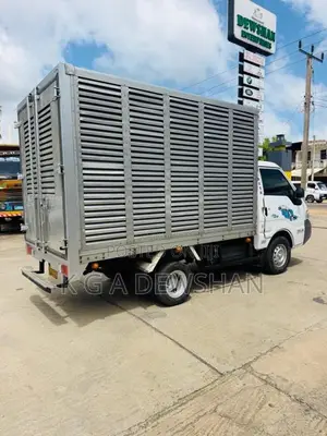 Nissan Vanette 2003 Lorry (Used)