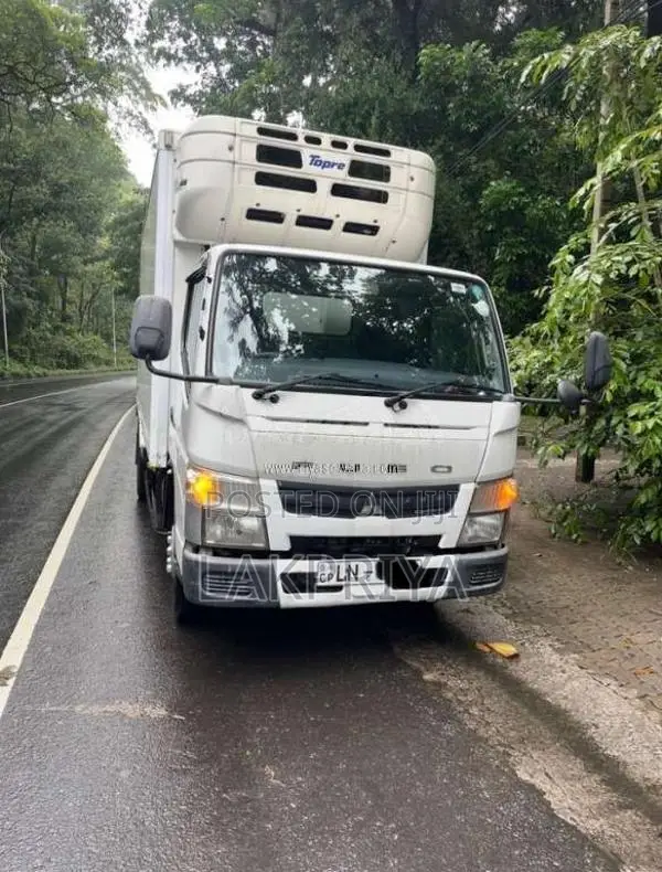 Mitsubishi Canter Fuso 2012 Lorry (Used)