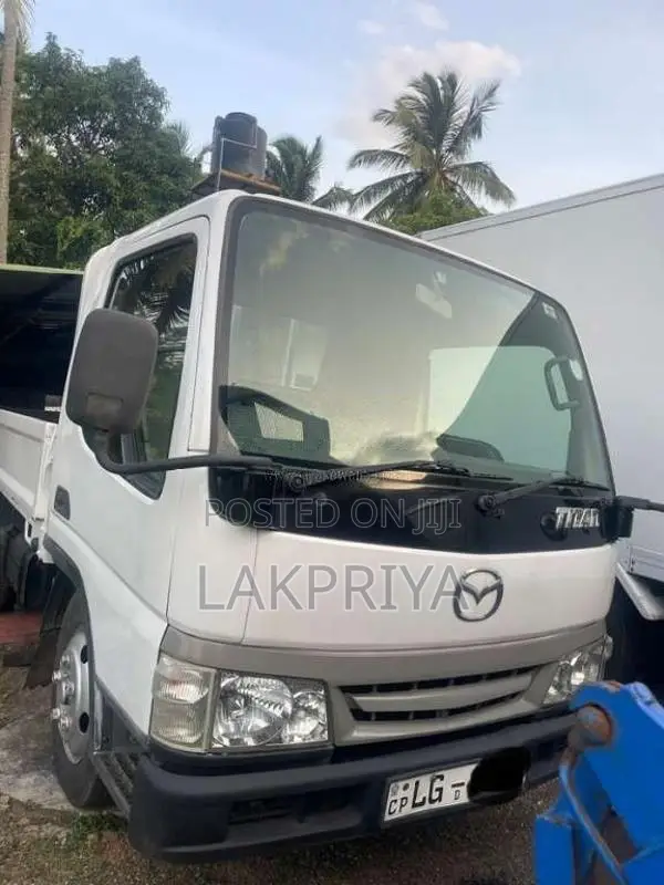 Mazda Titan 2004 Lorry (Used)